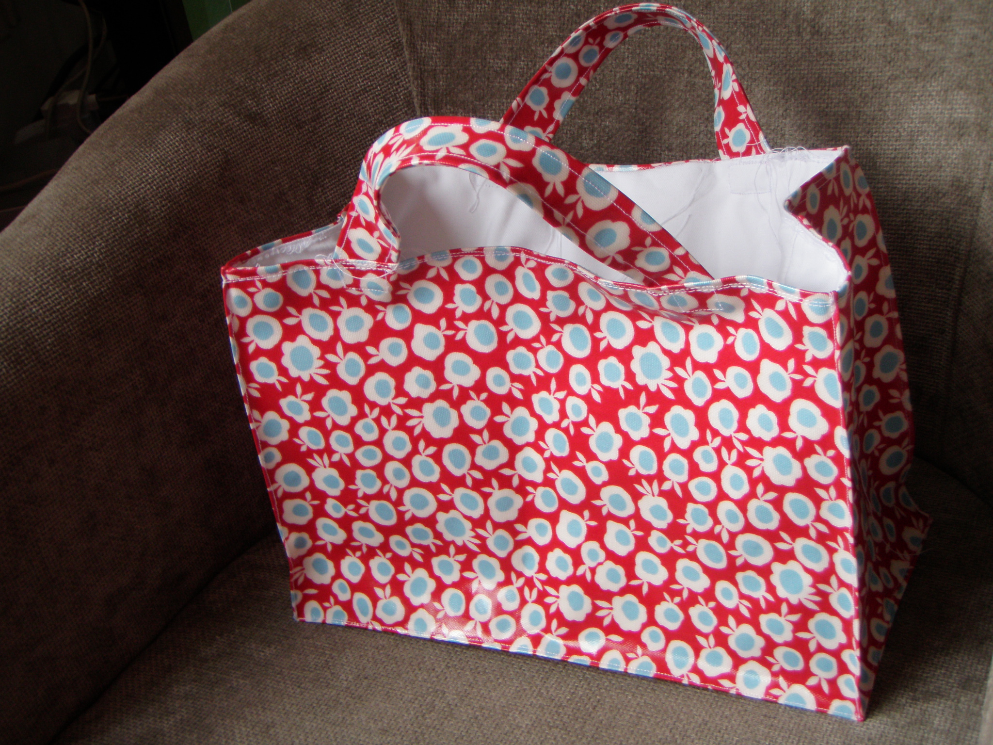 Oil cloth bags The Make and Do Palace