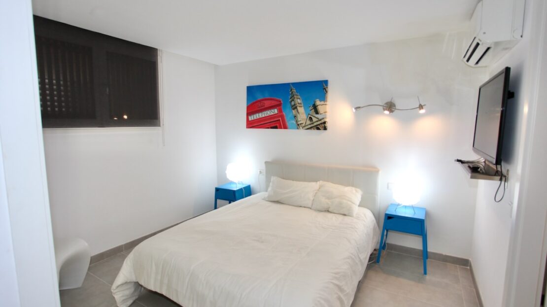 Luxury first line apartment with panoramic sea views in Calvia Beach