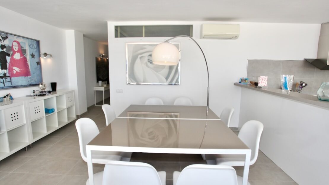Luxury first line apartment with panoramic sea views in Calvia Beach