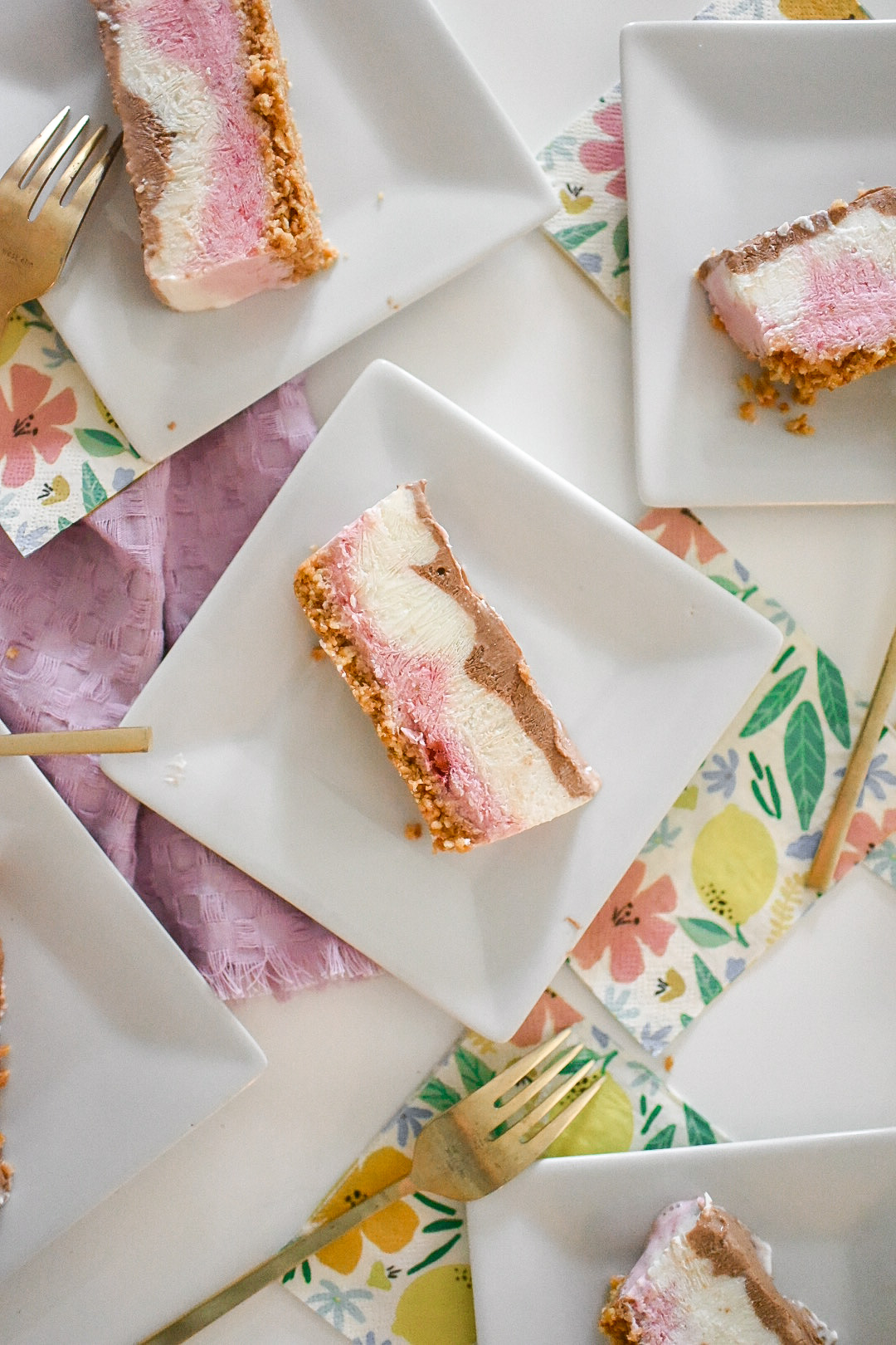 Neapolitan Frozen Yogurt Cake With Waffle Cone Crust The Mama Notes