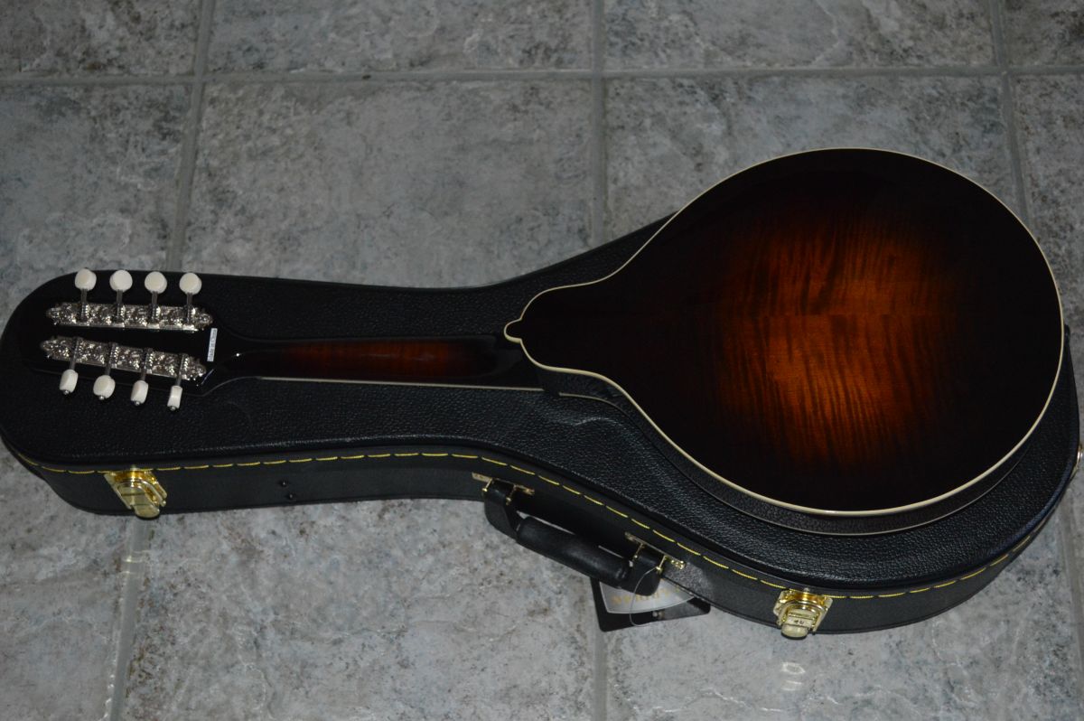 Kentucky KM956 Deluxe A Style Mandolin & Hard Case Mandolin Store