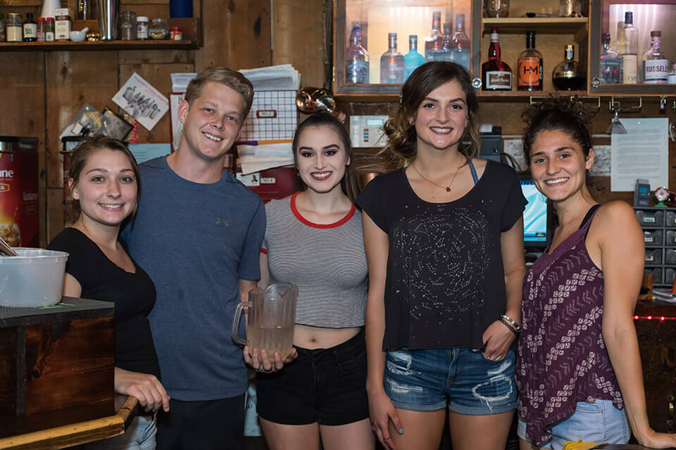 Crew Image 3 The Mariner's Inn