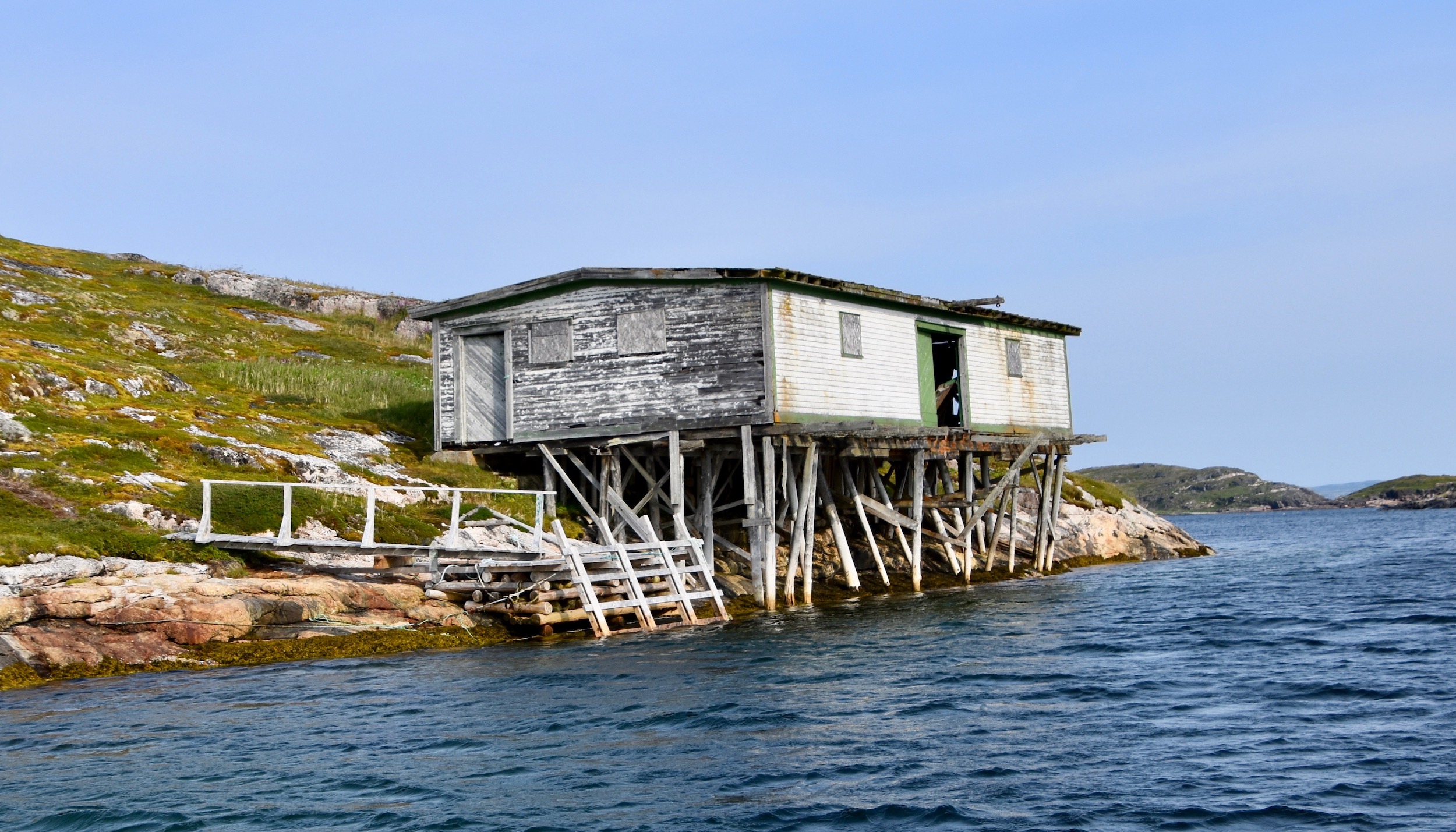 Great Caribou Island Hiking From Battle Harbour The Maritime Explorer