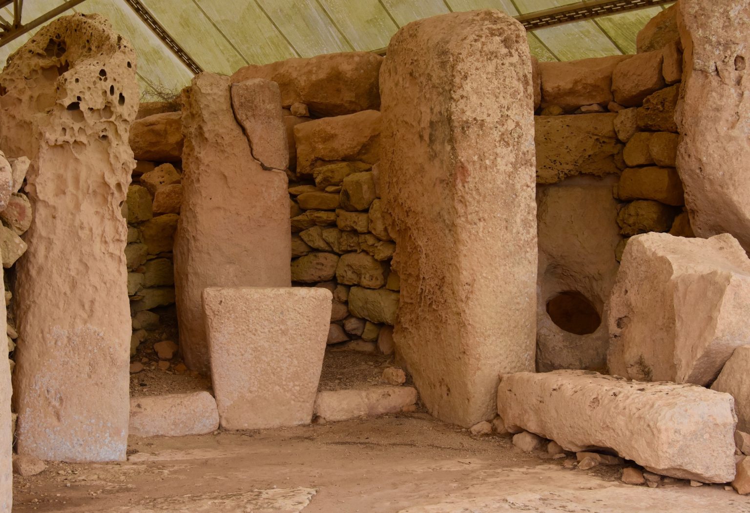 Hagar Qim Malta's Major Megalithic Temple The Maritime Explorer