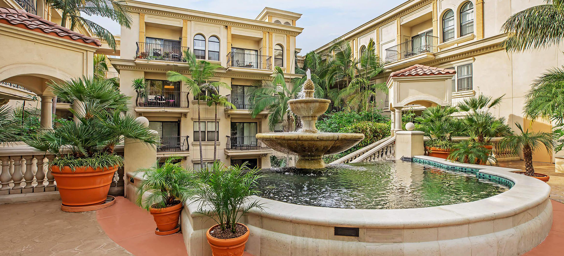 The Medici Apartment Homes in Downtown Los Angeles, CA