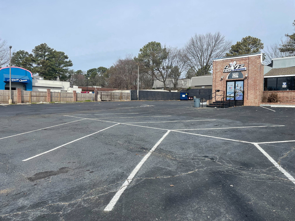 City council weighs special use permit for Live Lounge after shooting