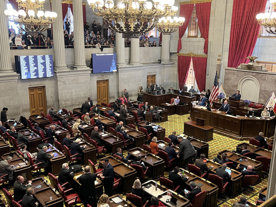 Protestors restrictions begin Tennessee legislative session Memphis