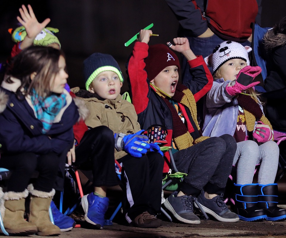 Collierville Christmas Parade 2024 Collierville celebrates Christmas with 43rd annual parade Memphis