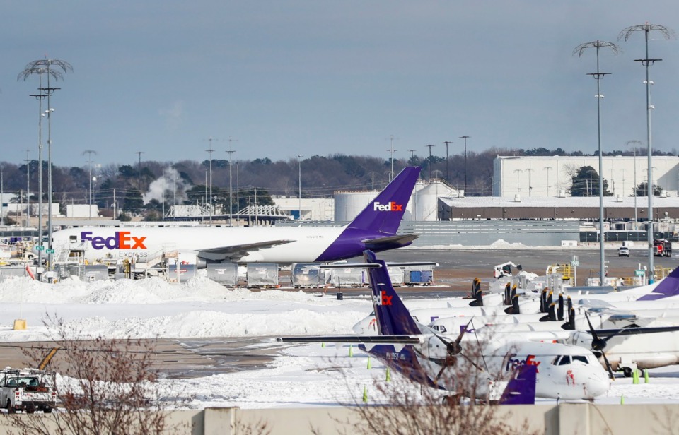 Storms stymie FedEx, airport operations Memphis Local, Sports