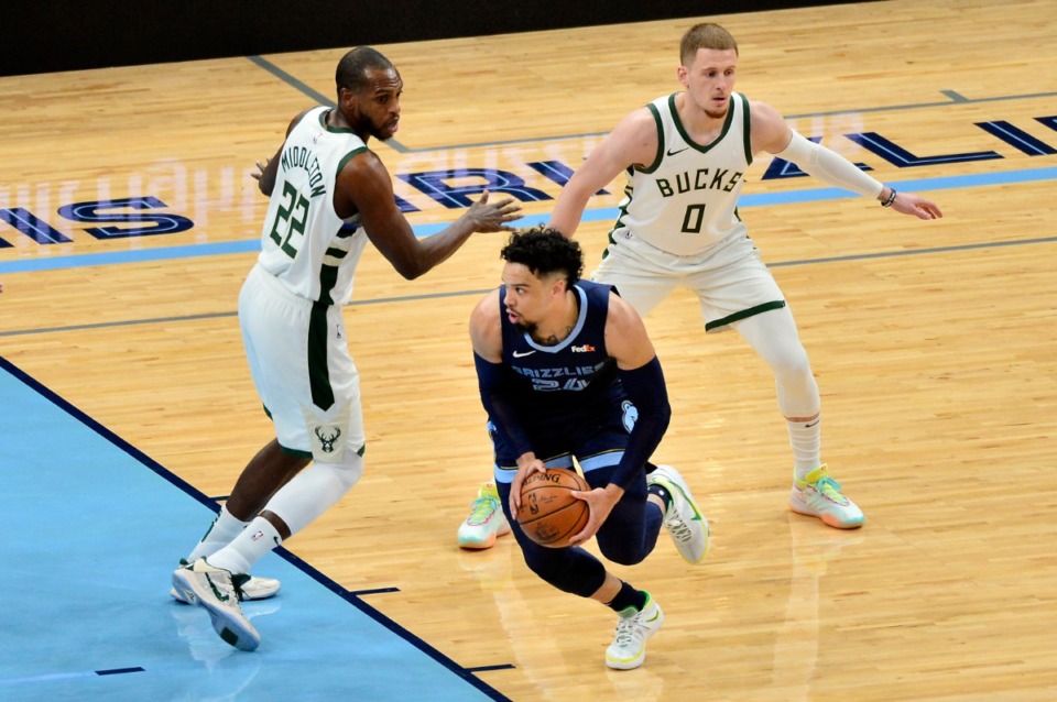 Grizzlies edged by Bucks 112111 Memphis Local, Sports, Business & Food News Daily Memphian