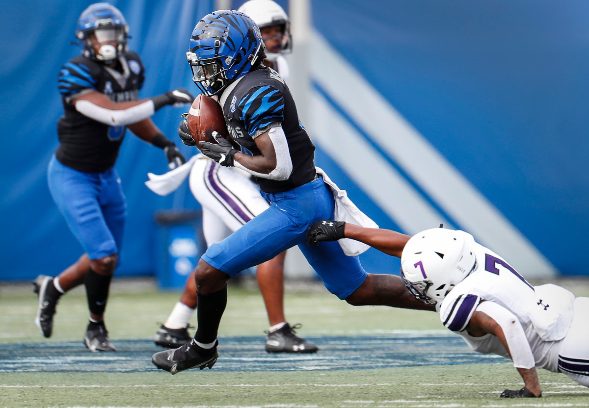 Memphis wide receiver enters transfer portal Memphis Local, Sports