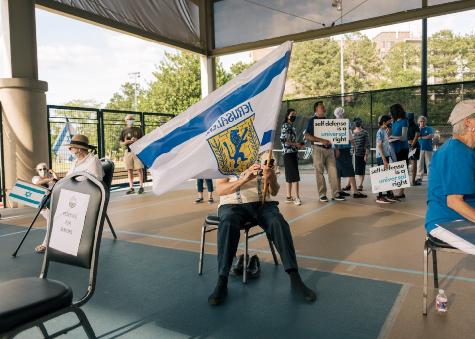 More than 100 Memphians sing, pray in support of Israel Memphis Local