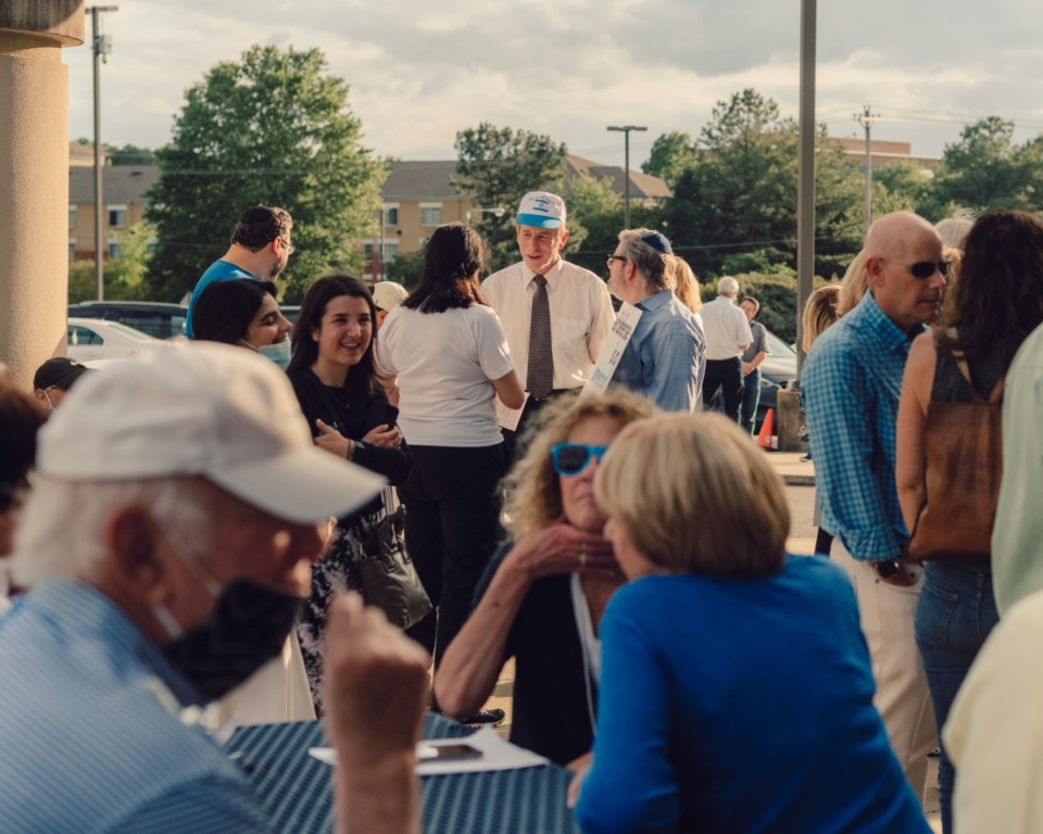 More than 100 Memphians sing, pray in support of Israel Memphis Local