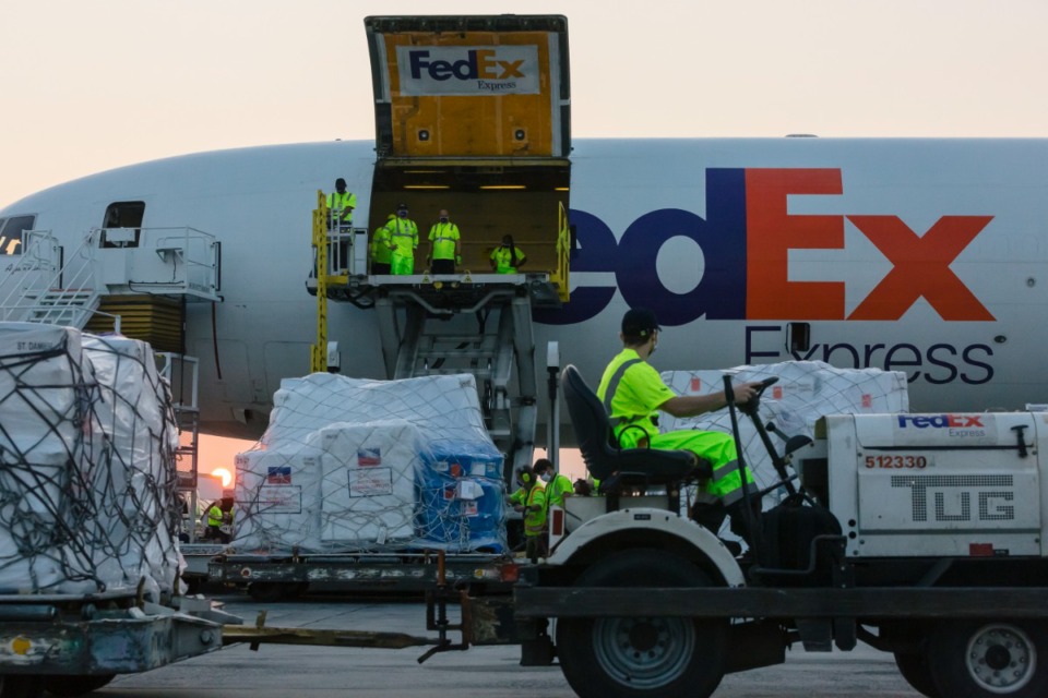 Photo Gallery FedEx ships aid to earthquakeravaged Haiti Memphis