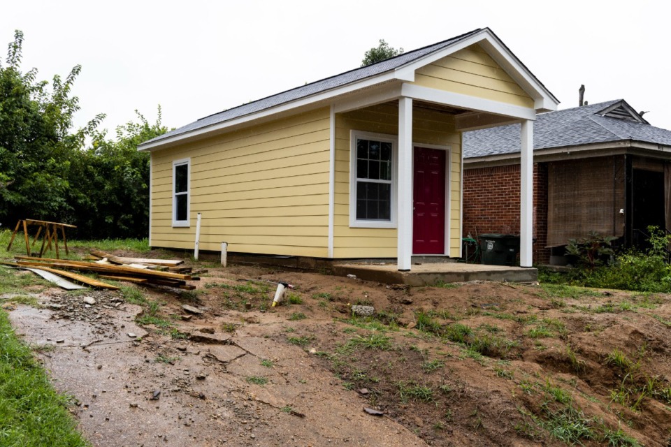 Homes for Hearts prepares tiny house for second resident Memphis