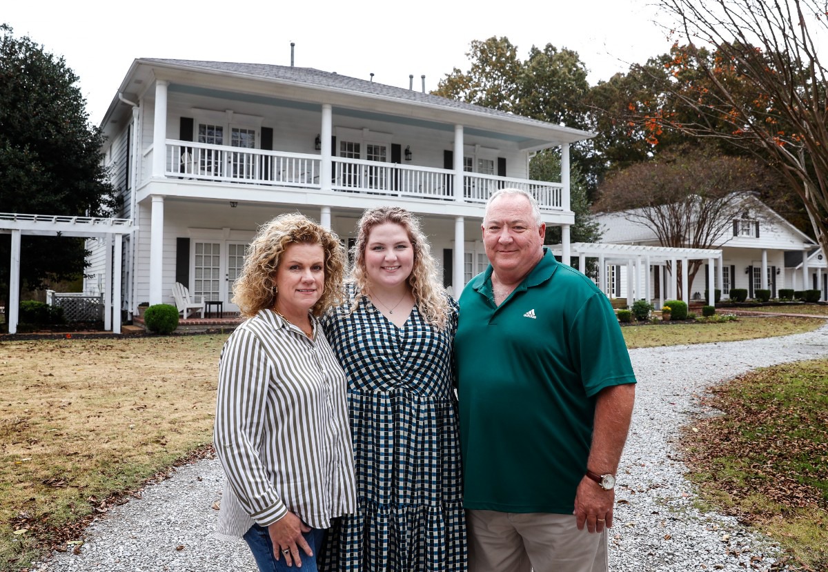 Something old, something new Mississippi wedding venue reopens