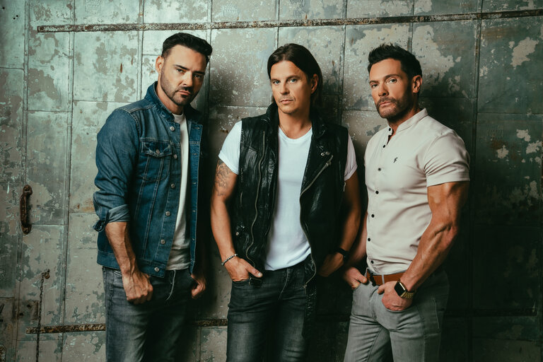 Hard Rock Orlando BBMAK for Velvet Performance Theme Park