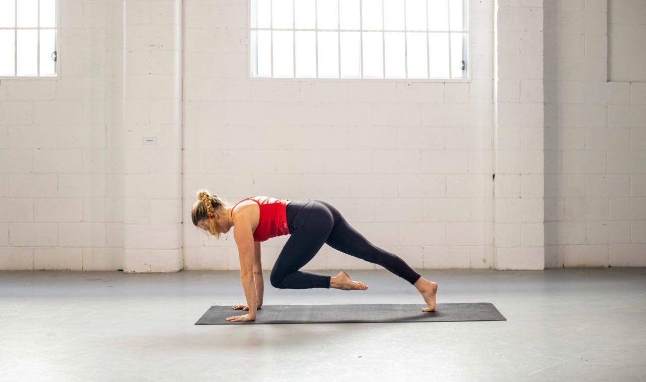 6 of the best Pilates core exercises to strengthen the abs and core muscles