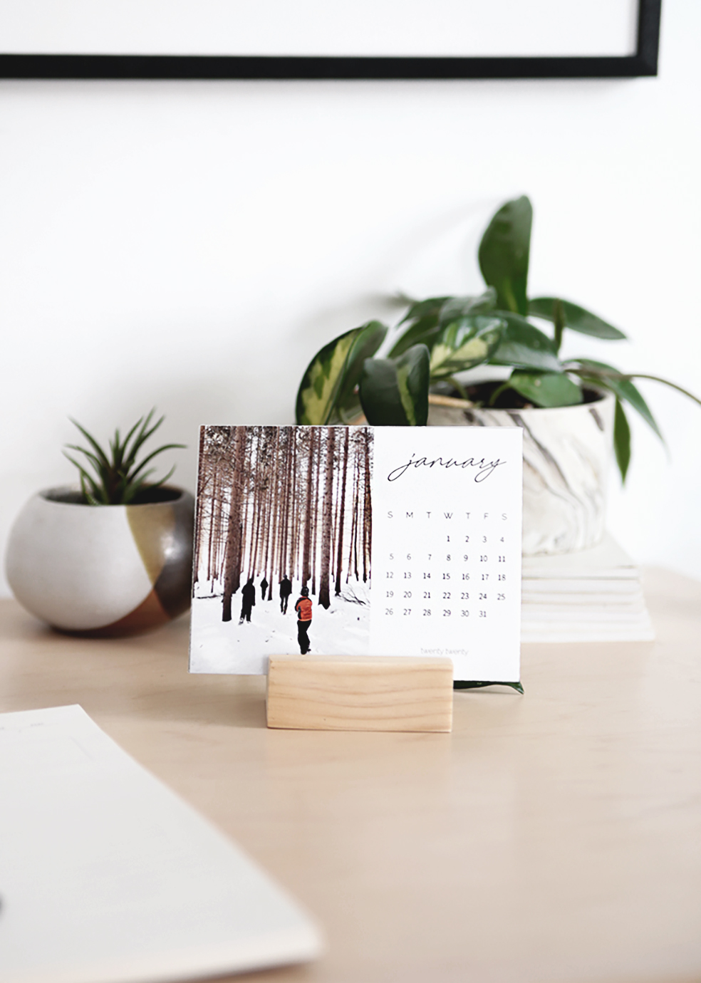 2020 Printable Minimal Photo Calendar - Free Printable