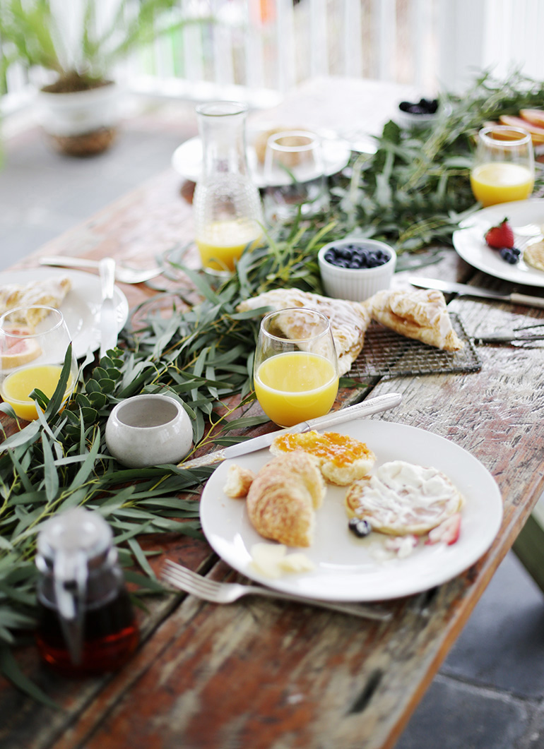 DIY Greenery Table Garland The Merrythought