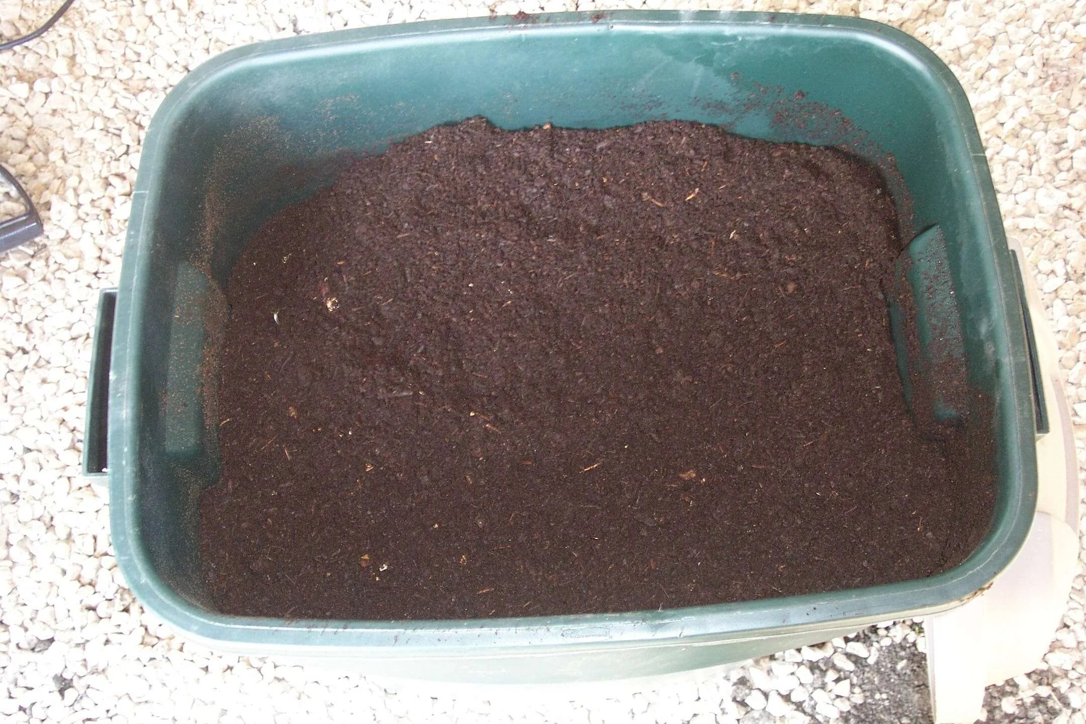 Revitalising & Reusing Old Potting Mix The Micro Gardener