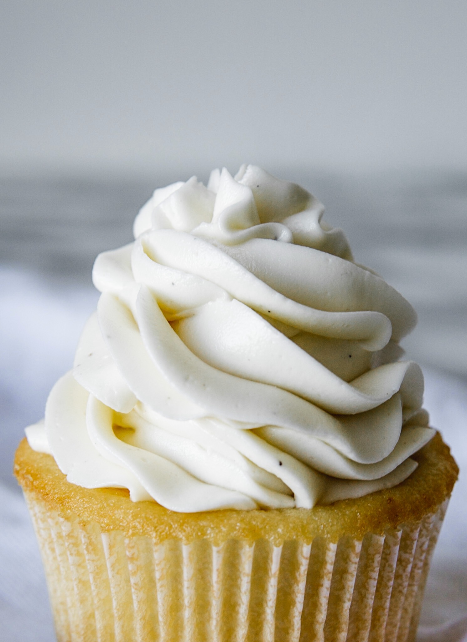StepbyStep Swiss Meringue Buttercream {Simple & Stressfree} The Mindful Meringue