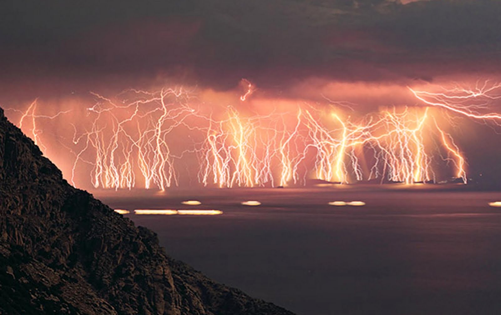 Venezuelan Lightning Storm Lasts 160 Days A Year, 10 Hours A Night In
