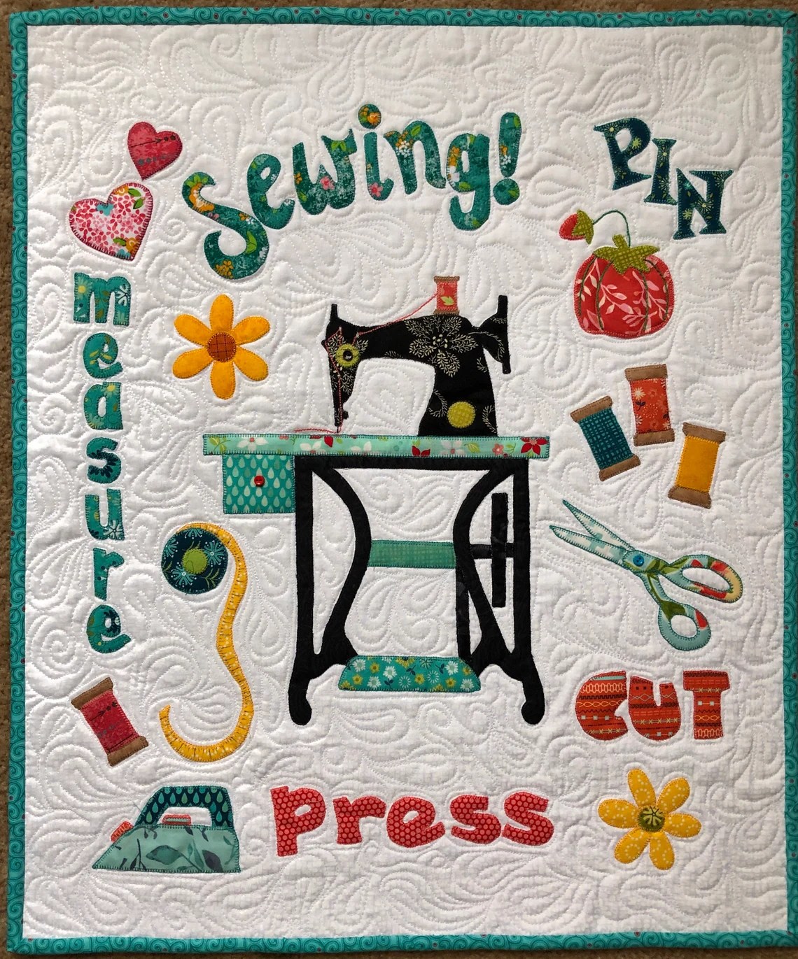 25+ Wall Hanging Quilt Patterns to Transform Your Walls