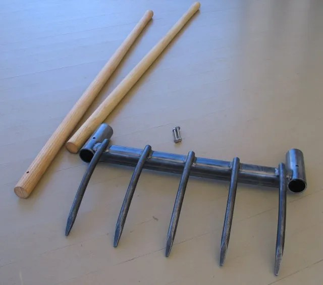 A Handcrafted Broadfork The Modern Homestead