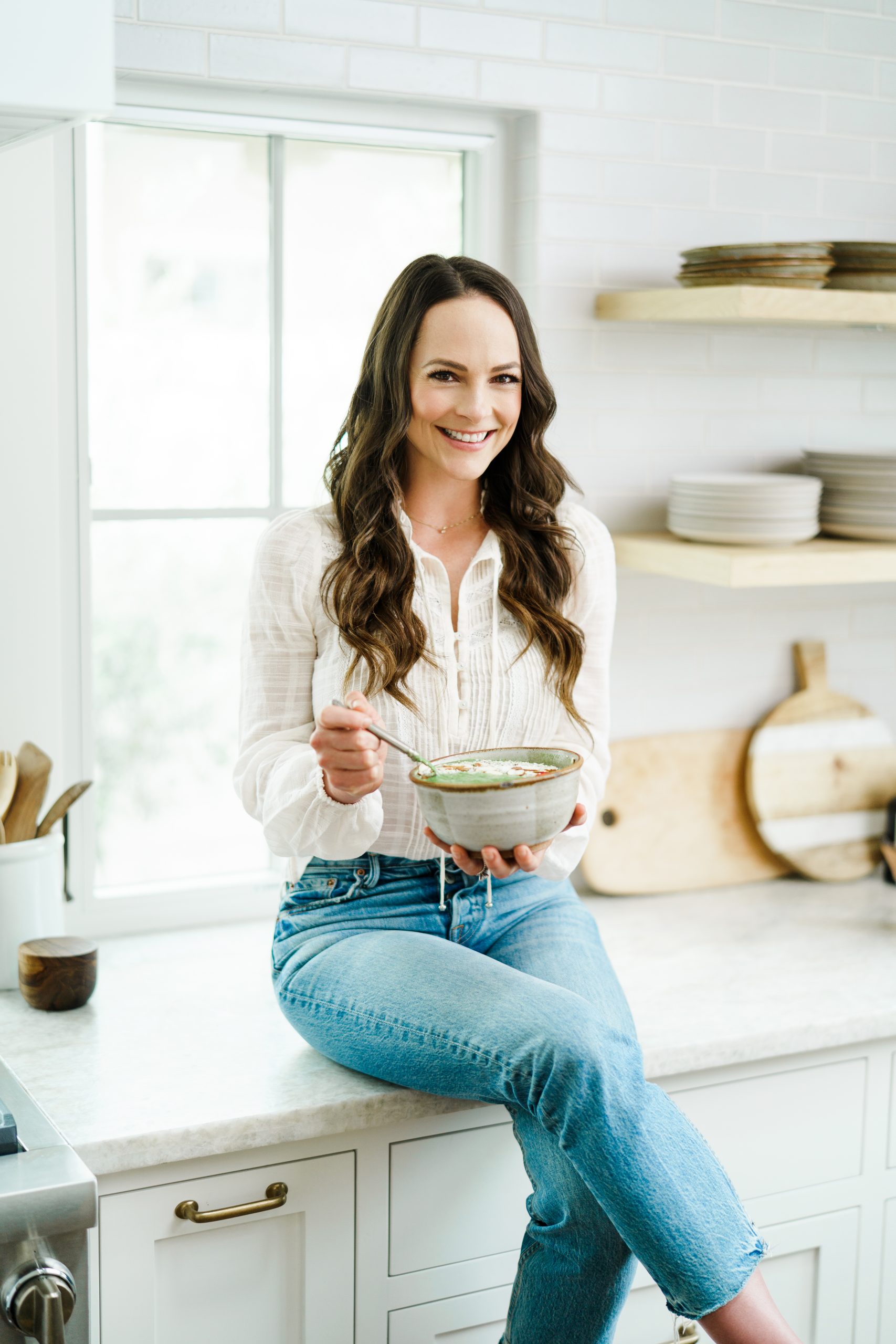 Kelly Leveque • The Mom Feed