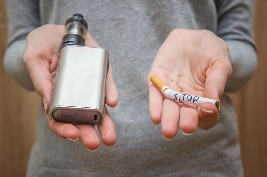 Can You Vape While Breastfeeding How Safe Are Ecigarettes During