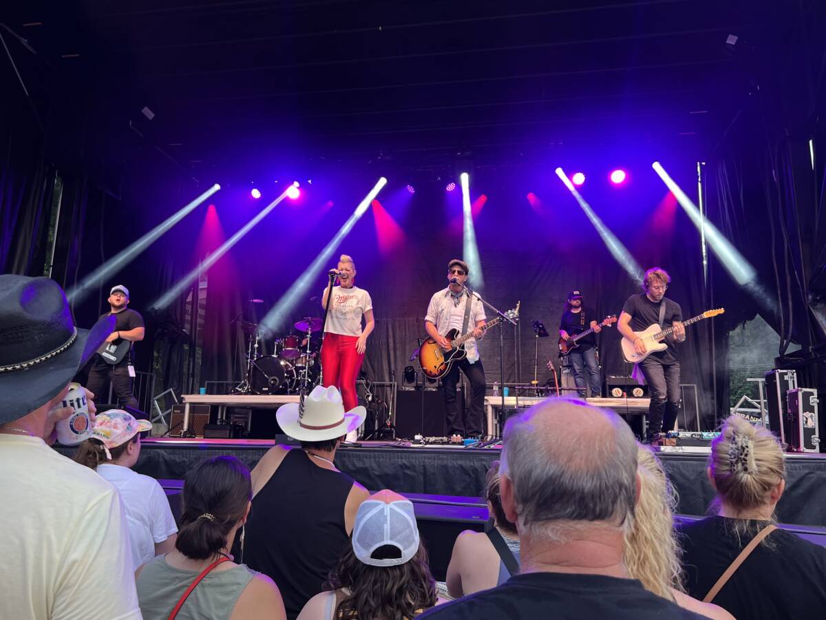 Photos Jam at the Dam rocks Stevenson The Monroe Sun