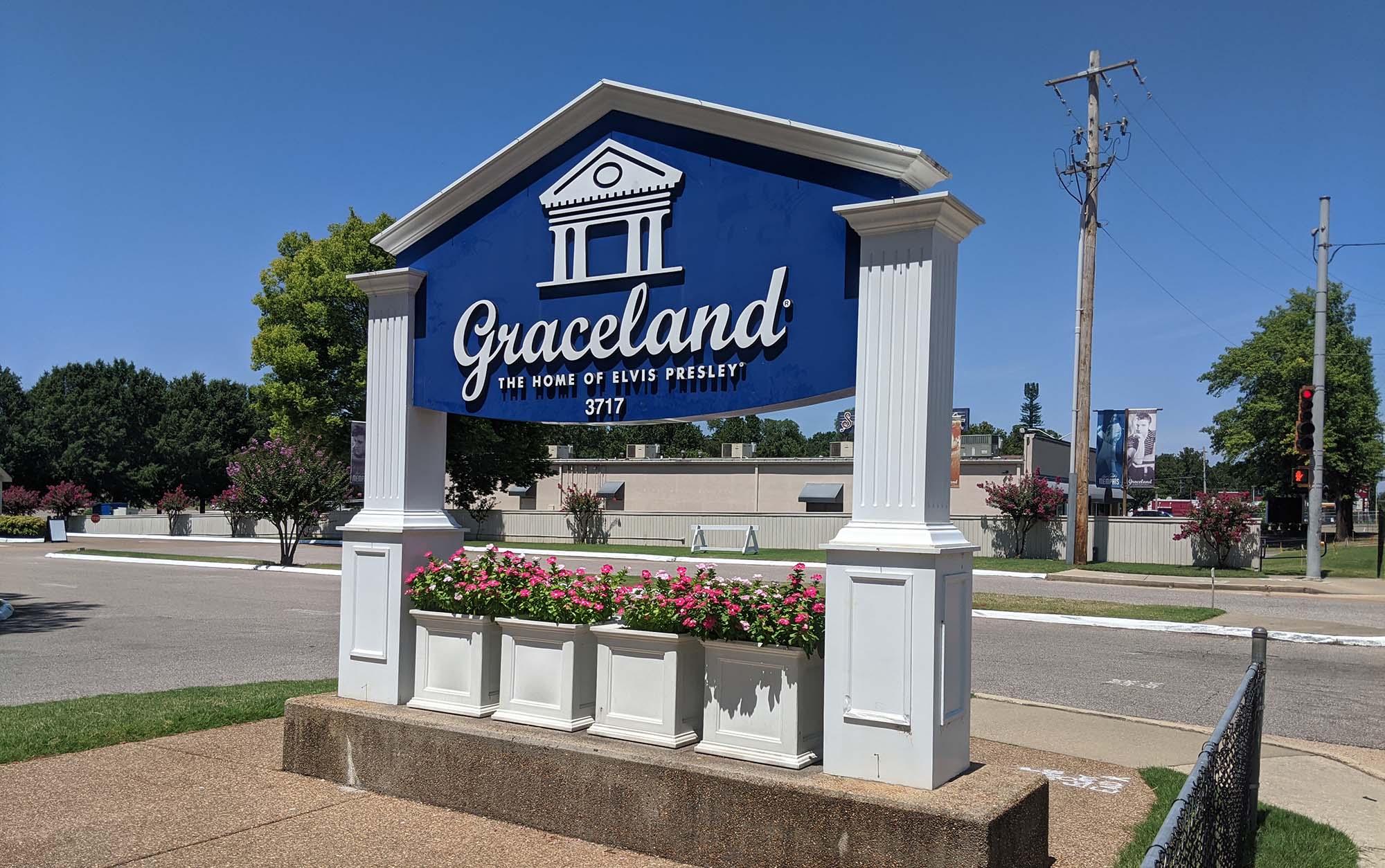 Graceland Transforms a Residence into a Cultural Destination The Monumentous