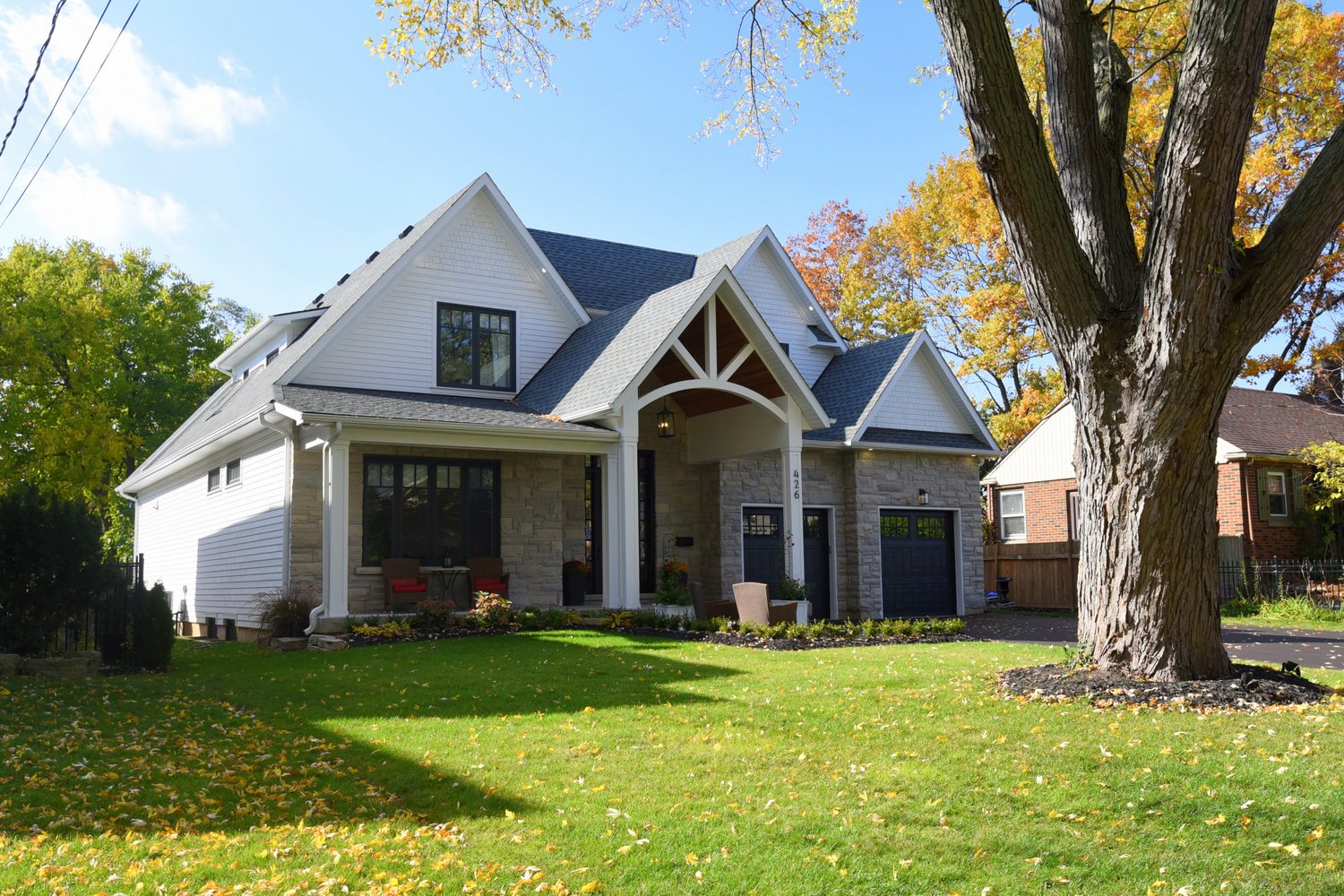 426 Rossmore Boulevard, Burlington The Morren Group