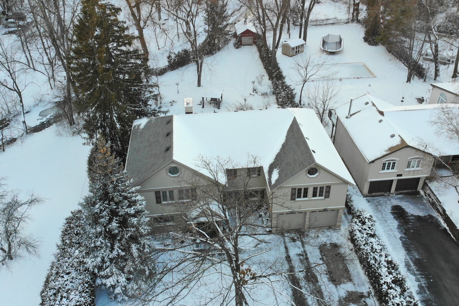 408 Shoreacres Road, Burlington The Morren Group