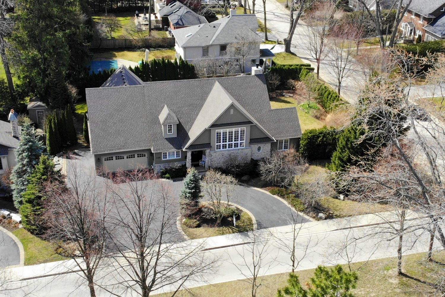 258 Rossmore Boulevard, Burlington The Morren Group