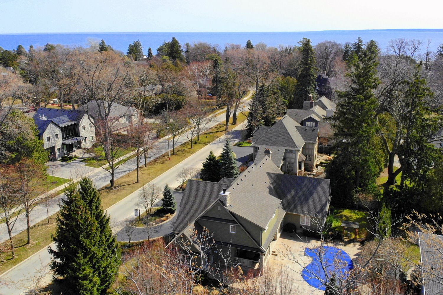 258 Rossmore Boulevard, Burlington The Morren Group