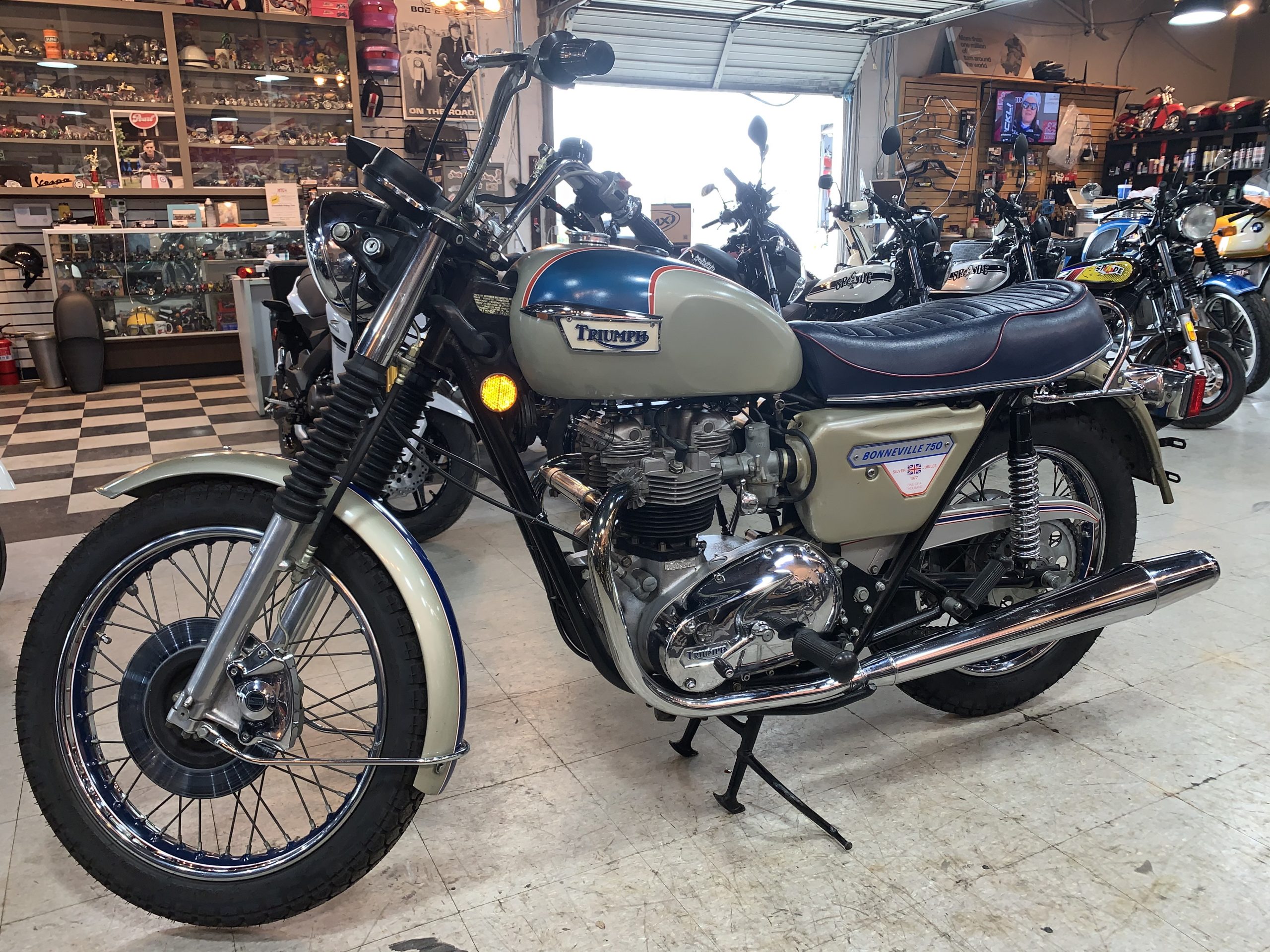 1977 Triumph T140 “Silver Jubilee” The Motorcycle Shop