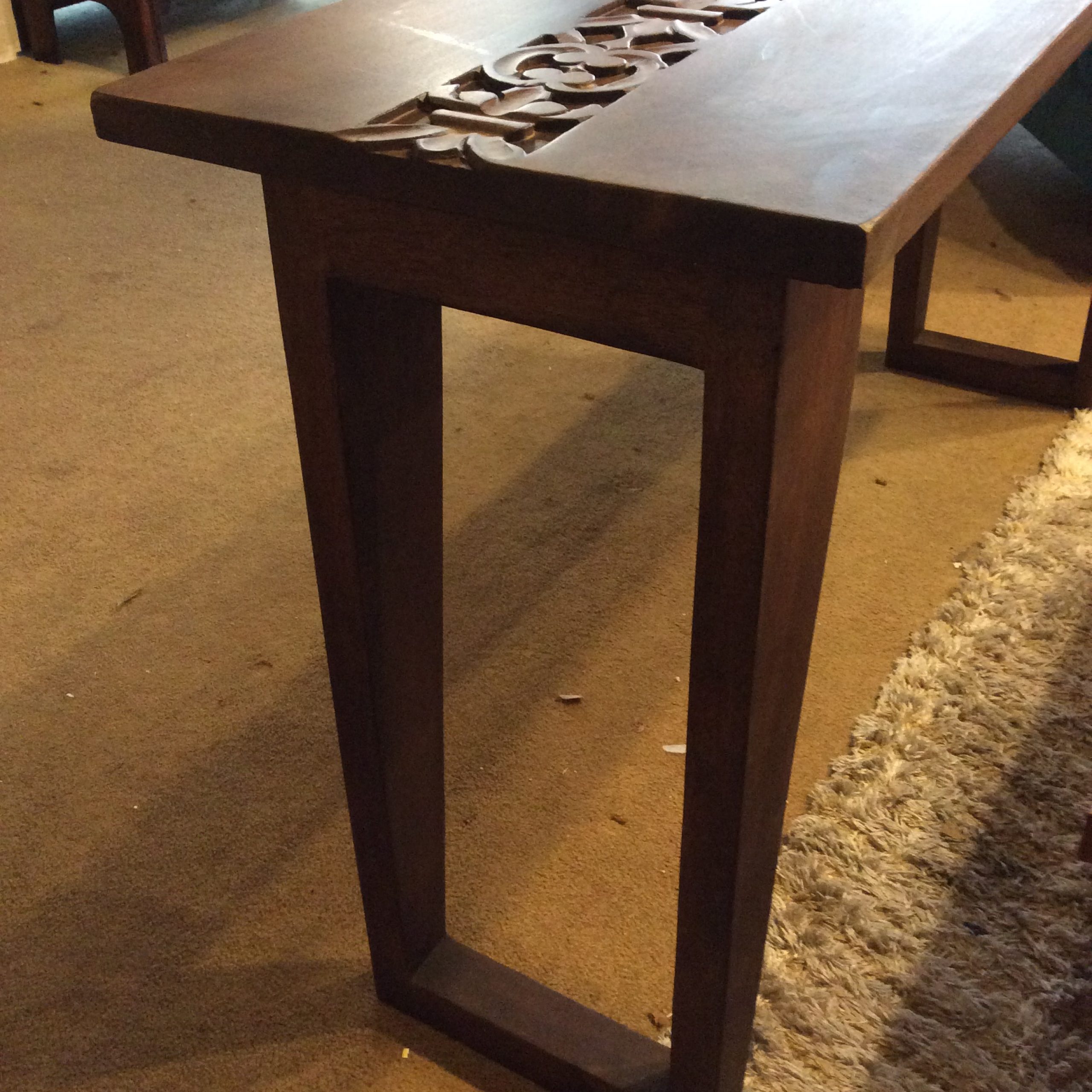 2024 Popular Cream and Gold Console Tables