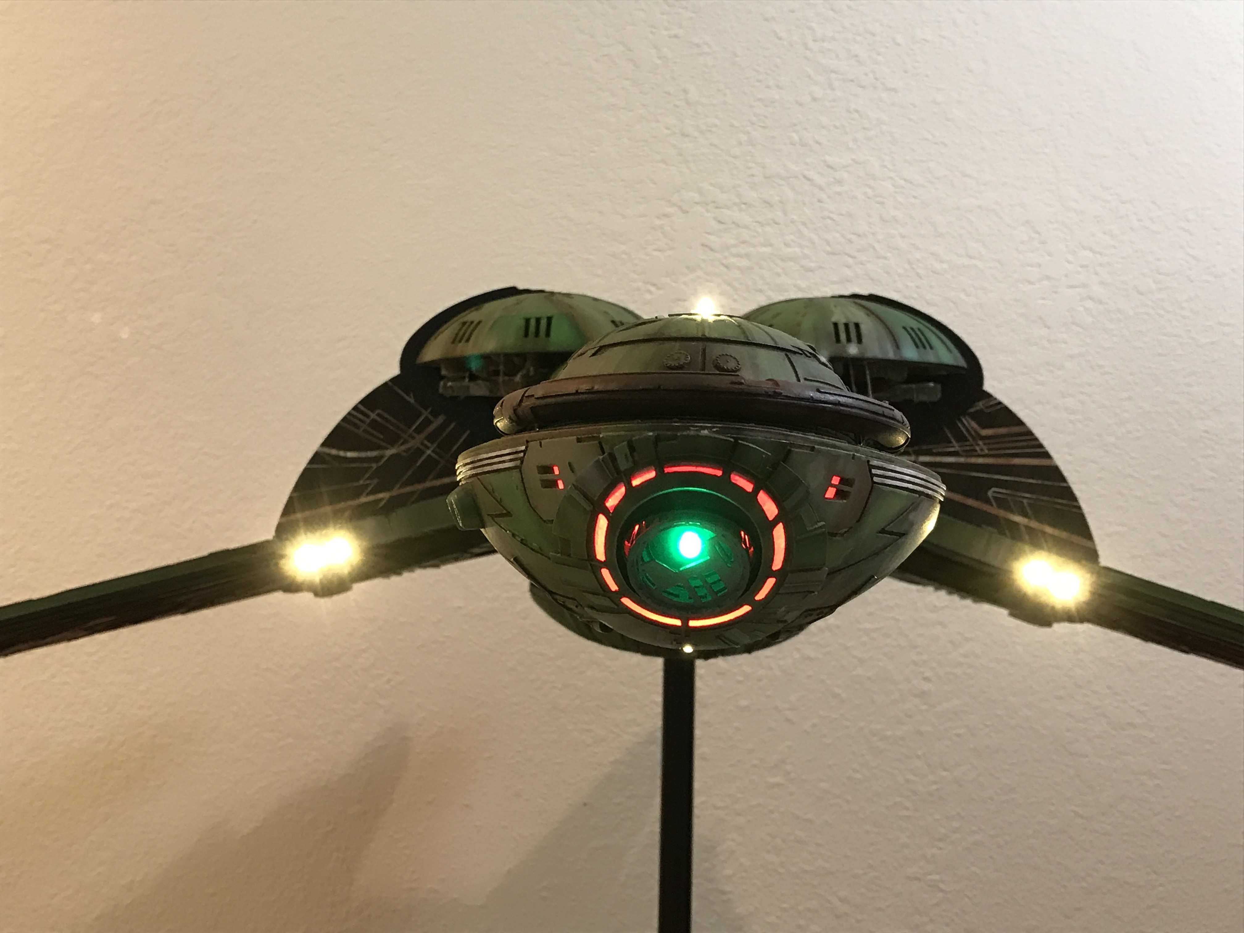 Studio Scale Klingon Bird of Prey NakedBrain