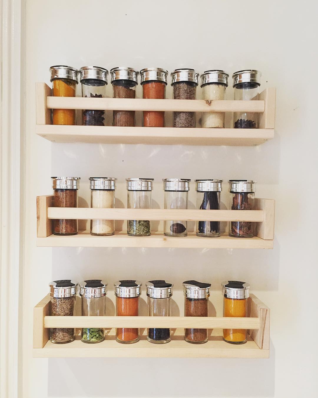 25 Coolest Spice Rack Ideas for Minimalist Kitchen