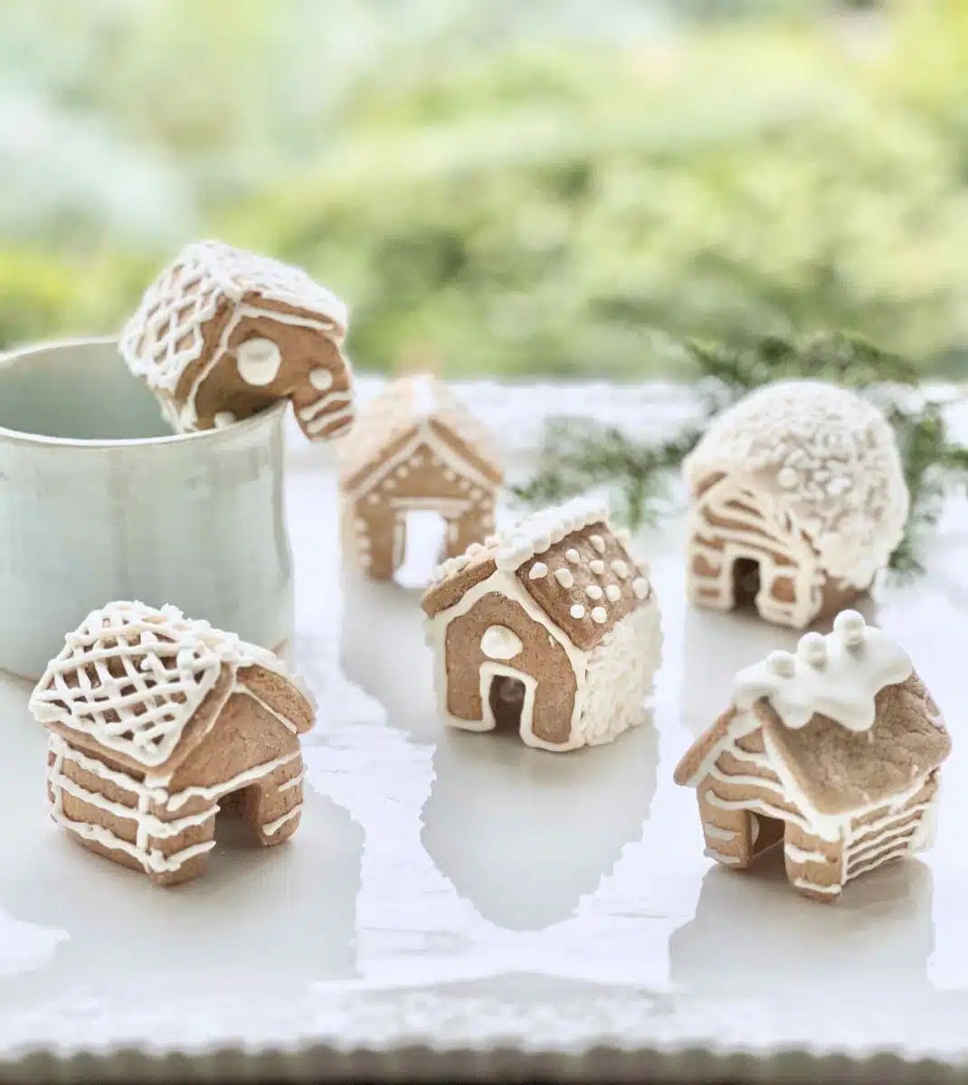 Mini Gingerbread Mug Houses for the Imperfectionist Nesting Place