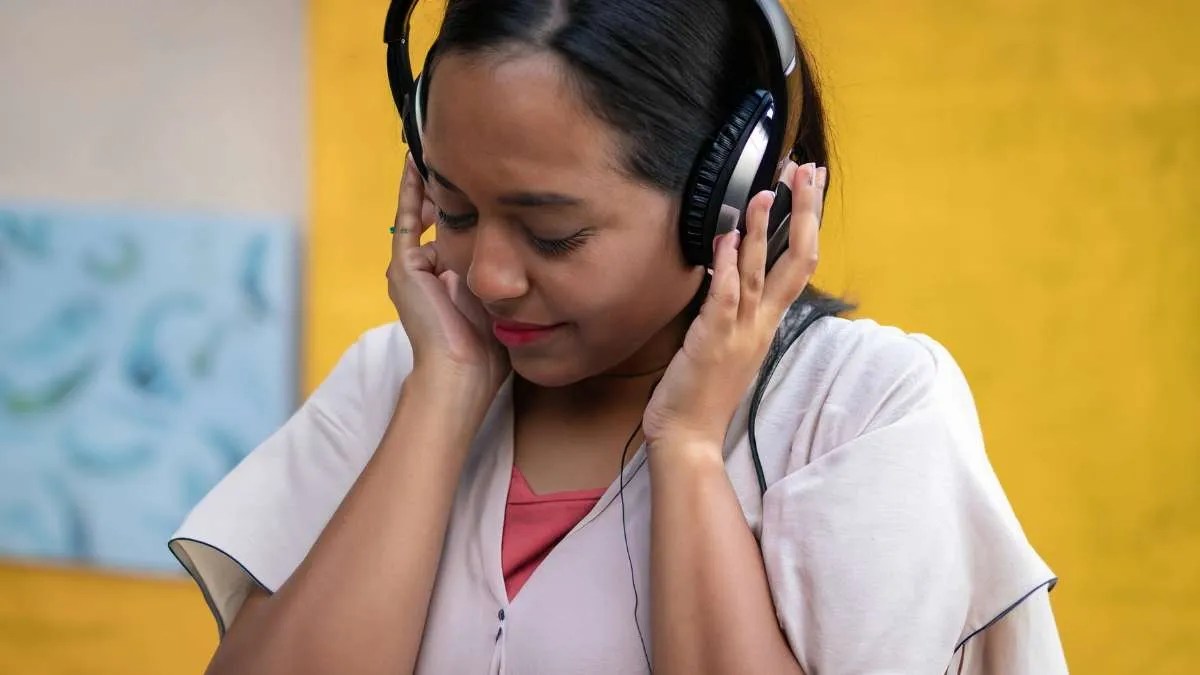 Feel the Chill? Discover How Your Personality Type Influences Frisson