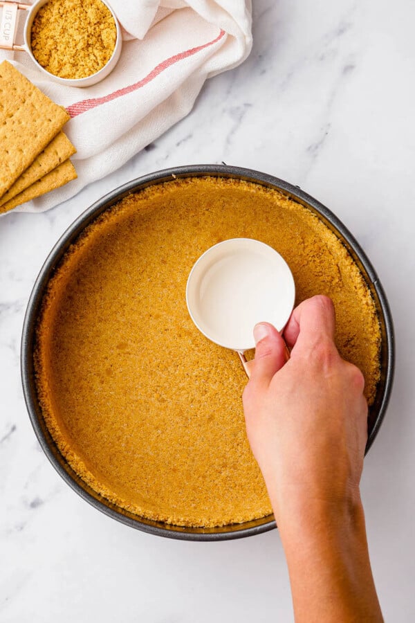 Easy Graham Cracker Crust Recipe The Novice Chef