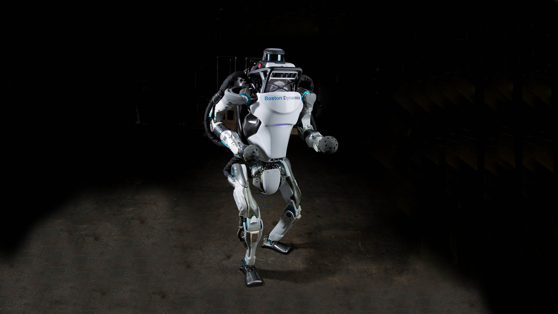 Así es la impactante evolución de Atlas, el robot humanoide experto en