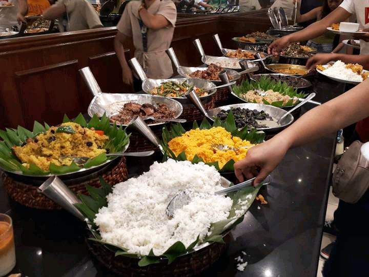 Cabalen Restaurant A Filipino Buffet The Odehlicious