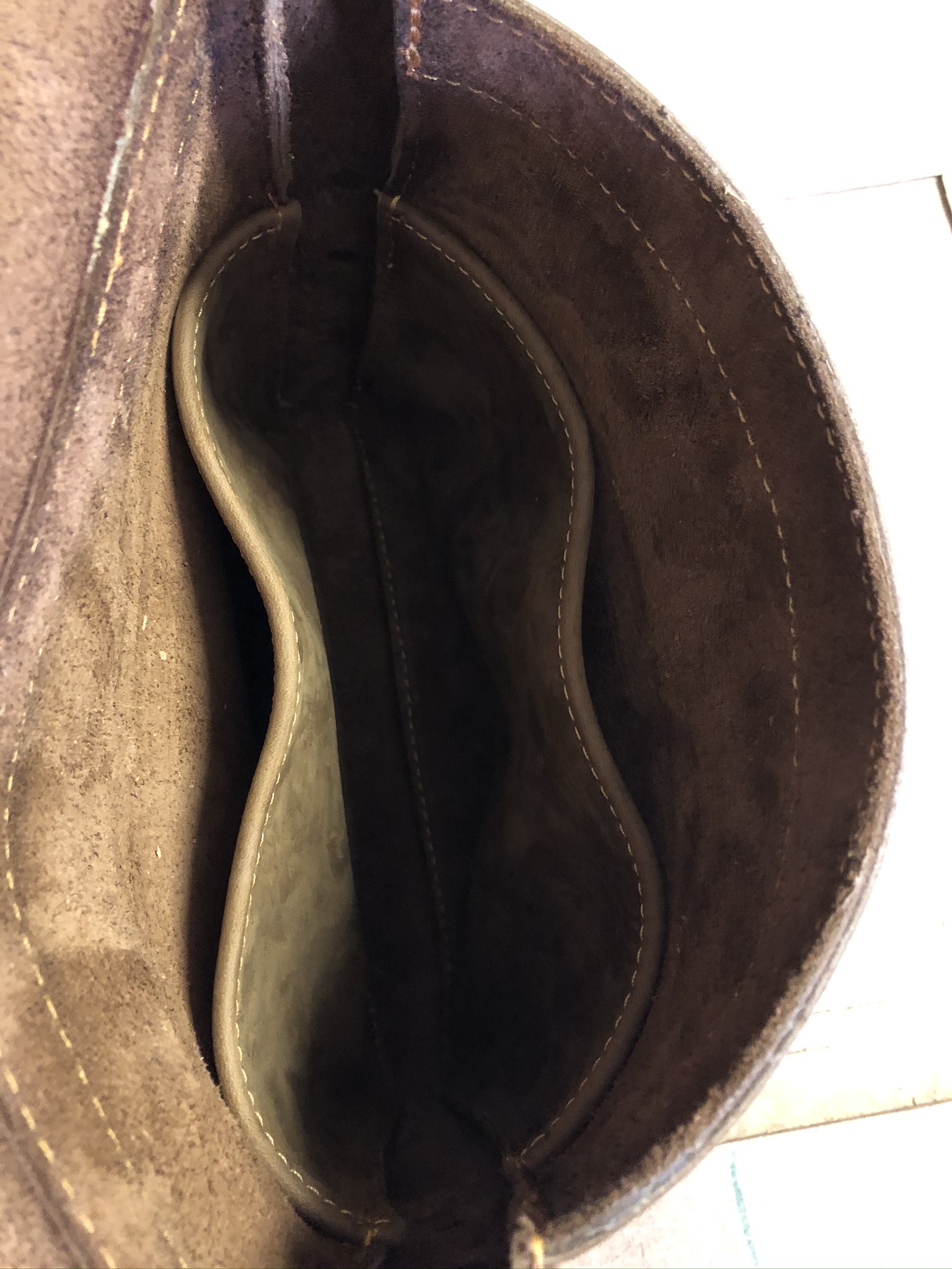 Crossbody Sling Pouch to The Oldfangled Leather Co