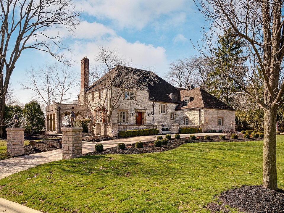 Sold. Roaring 20's mansion in Ohio. Love the theater and the speak easy