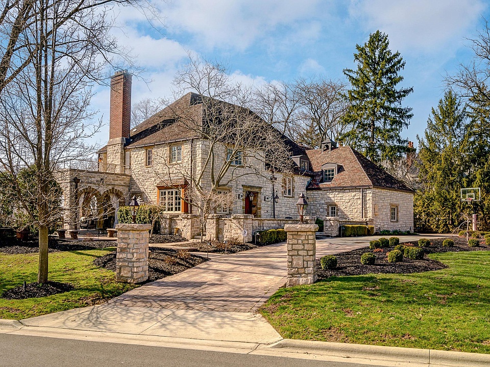 Sold. Roaring 20's mansion in Ohio. Love the theater and the speak easy