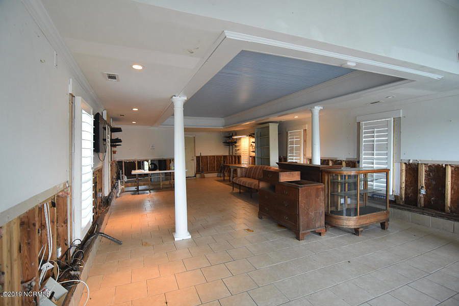 Would make a great coffee shop! Circa 1900 in New Bern, North Carolina
